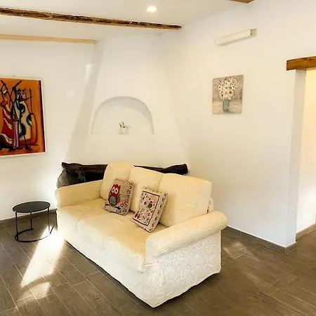 Relax House 5 Min Dal Mare Parcheggio+wifi Apartment *